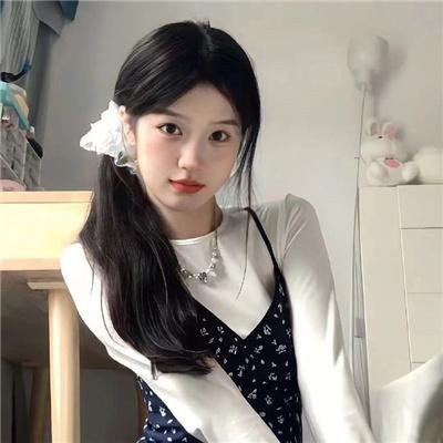 一袭青衣处女心